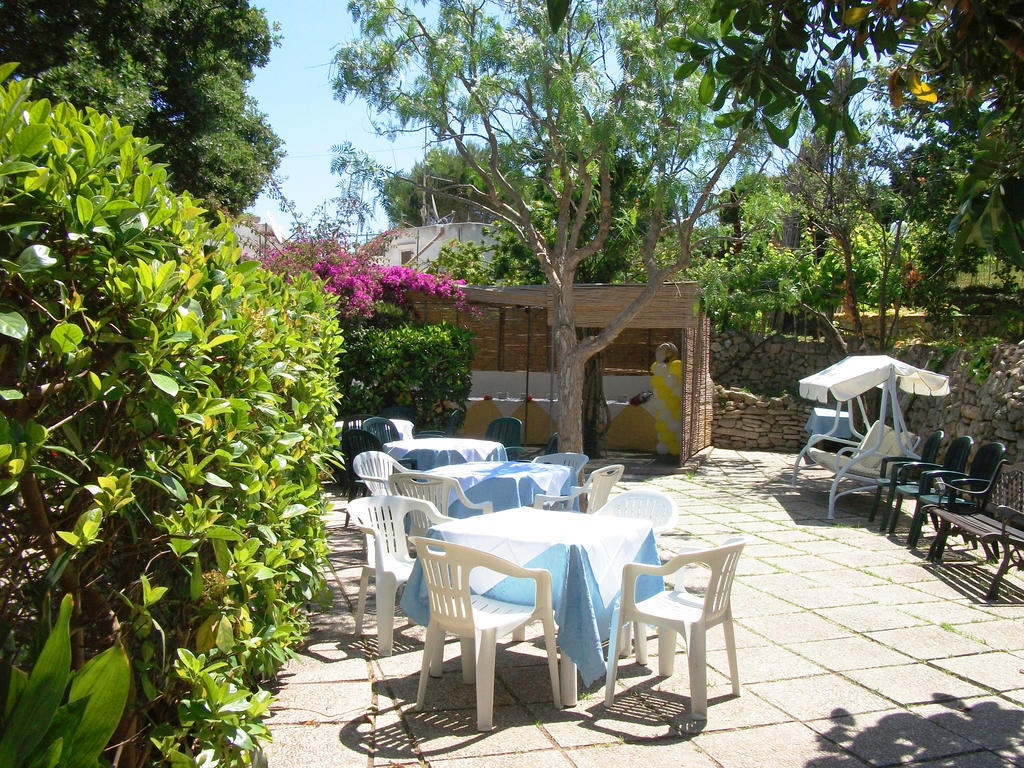 Albergo Le Querce Ponza Luaran gambar